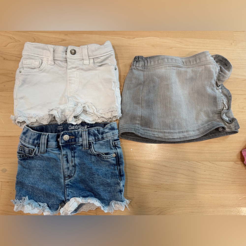 Cat & Jack Kids Denim shorts and Gray Skirt Set